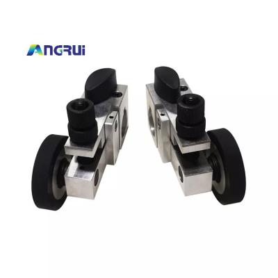 ANGRUI SM74印刷机零件转盘转轮组件支架M2.016.232F M2.016.245F橡胶轮组件